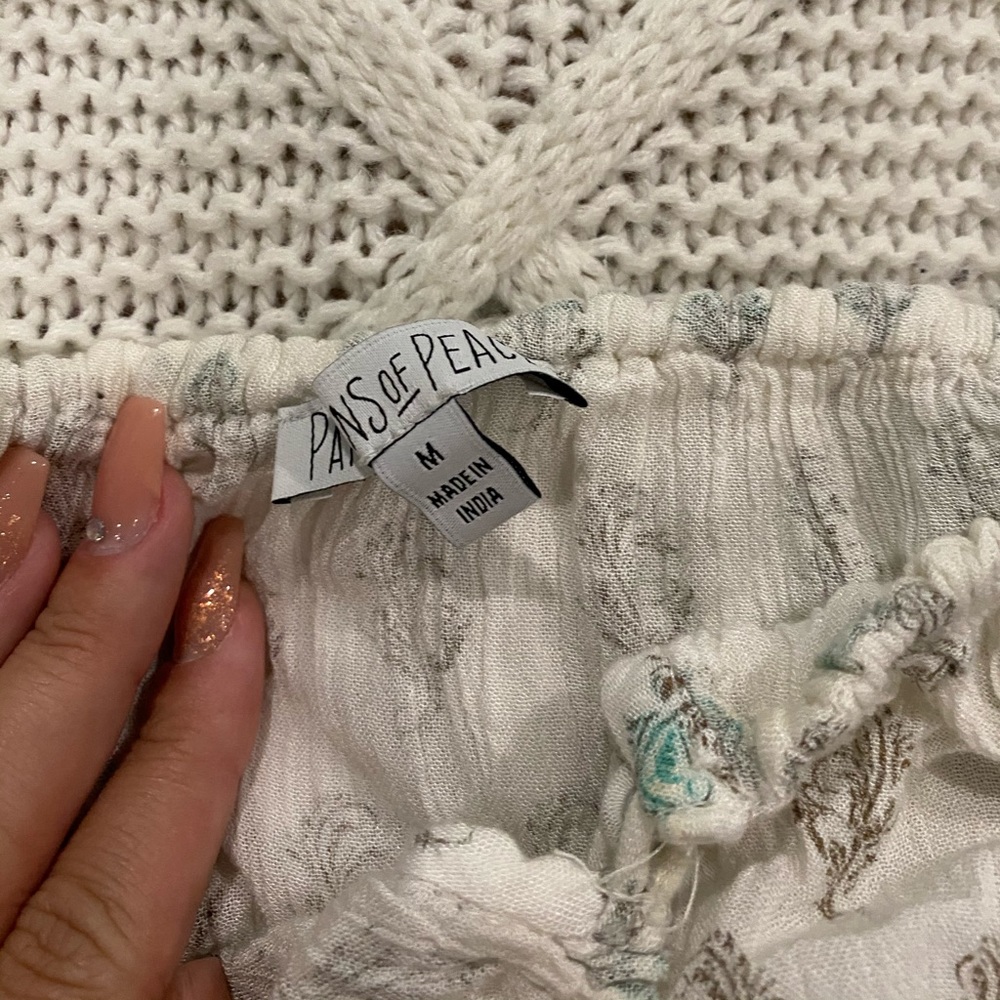 TILLY’S RUFFLE TANK - Picture 3 of 4